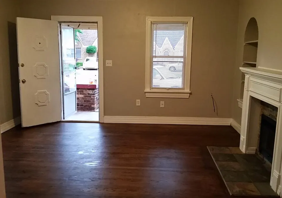 2530 NW 11th St