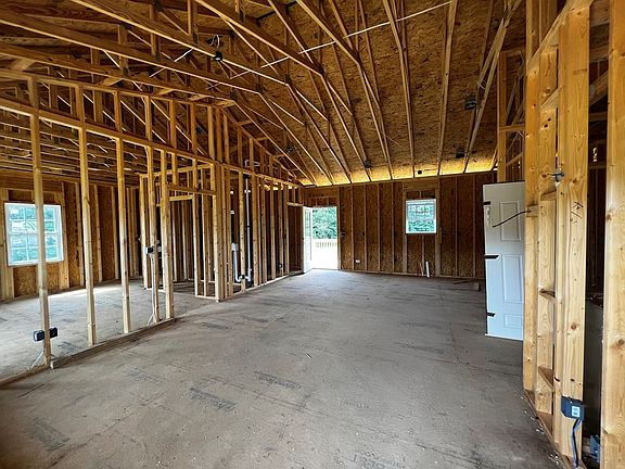 2nd image of 11920 Fosters Ln