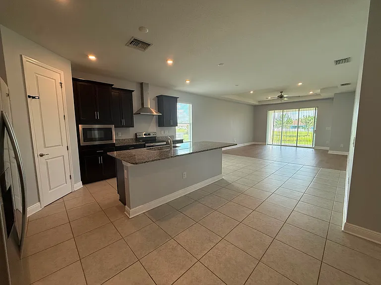 34128 Evergreen Hill Ct — Photo 9