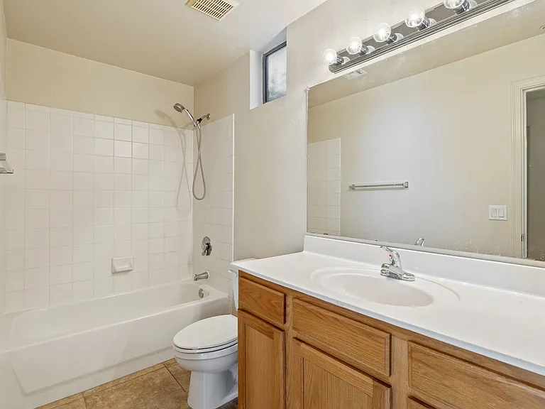 20100 N 78th Pl #1110 — Photo 8