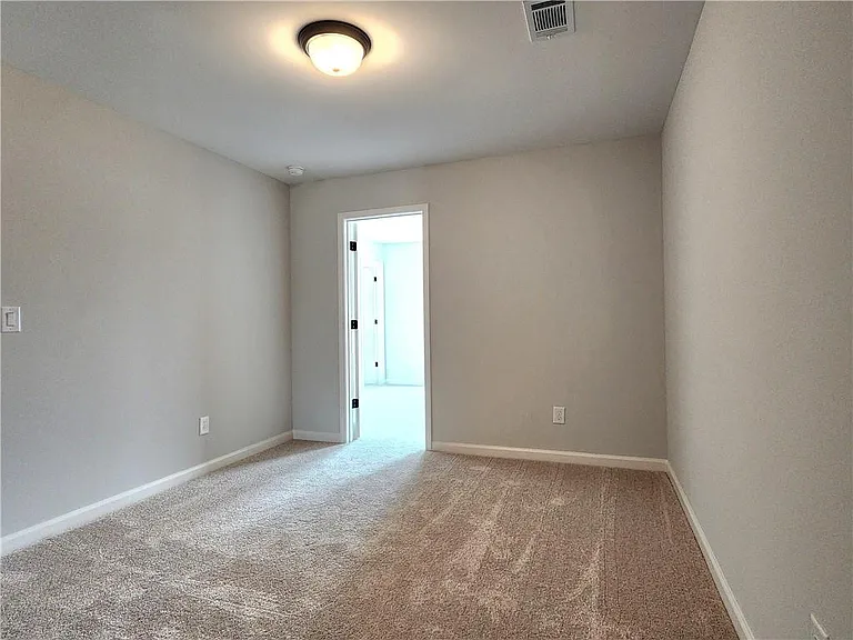 848 Leraes Way — Photo 10