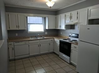 1924 Martin St, Conway, AR 72034