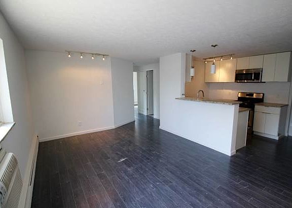 4th image of 18240 Detroit Ave APT 310