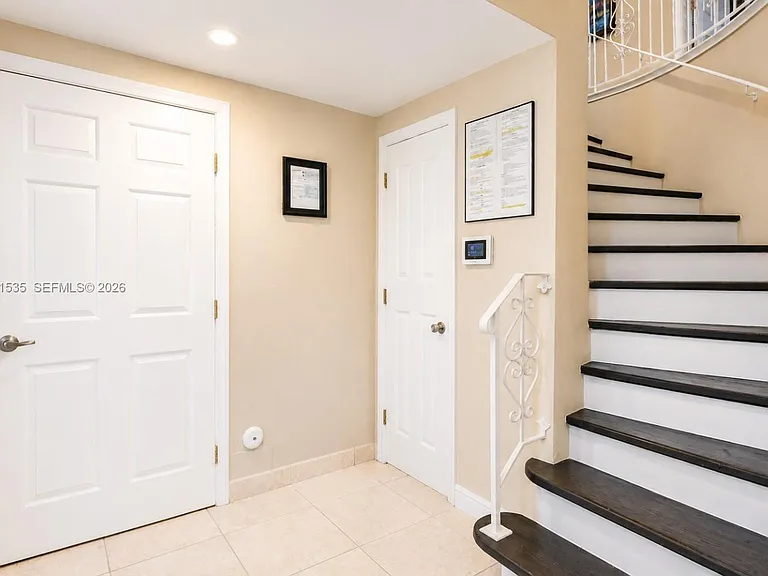 1660 NE 25th Ave — Photo 35
