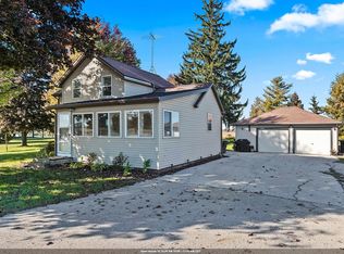 8284 State Highway 22, Oconto Falls, WI 54154