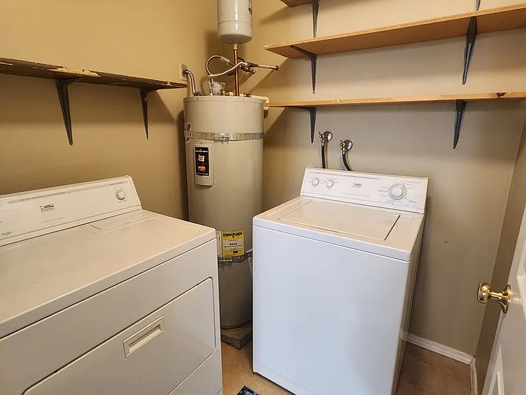 Heather Ridge, 2 Bedrooms, 1 Bathroom Apartments for Rent! — Photo 33