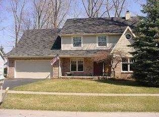 2746 Stoneleigh Dr, Toledo, OH 43617