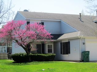 31 Buckingham Ln, Buffalo Grove, IL