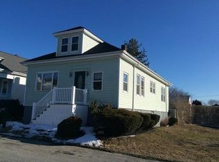 8 Webster St, Dartmouth, MA 02748