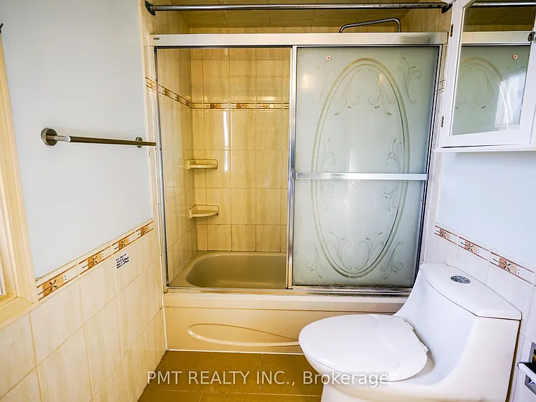 26 Dartmoor Dr #MAIN — Photo 19