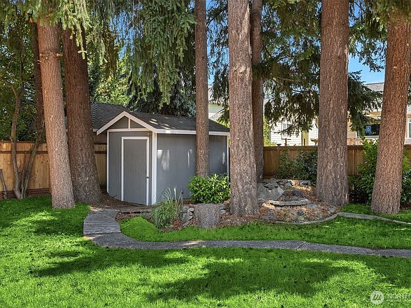 3rd image of 23032 SE 282nd Court