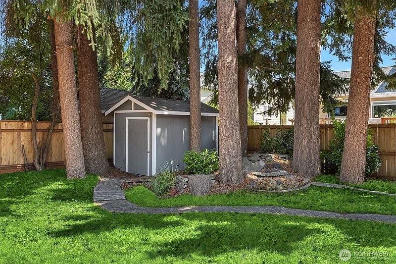 3rd image of 23032 SE 282nd Court
