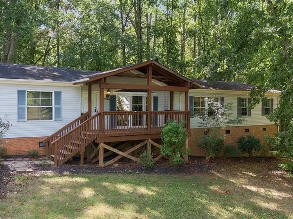 7705 Thomas Rd, Stokesdale, NC 27357