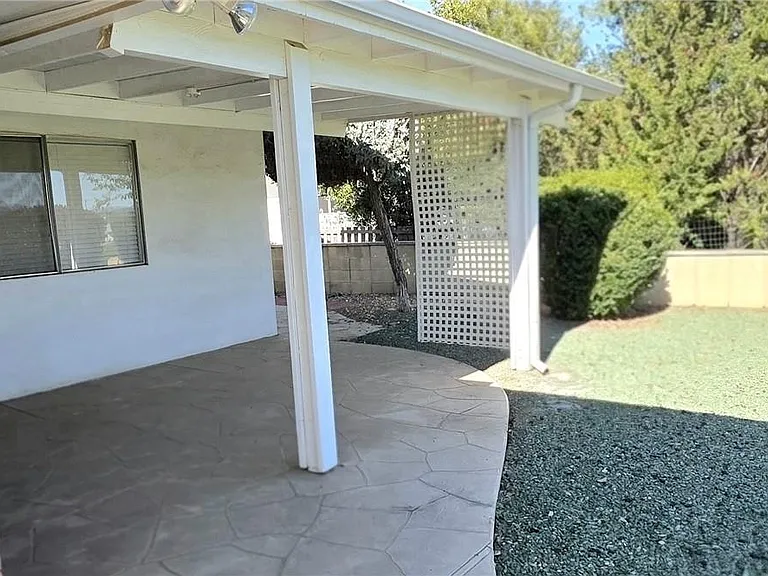 28894 Portsmouth Dr — Photo 2