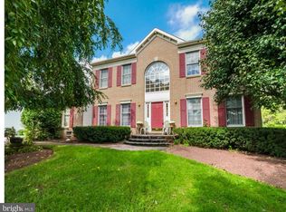 262 Cinnabar Ln, Yardley, PA 19067