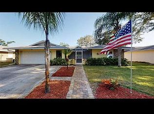 616 Charisma Dr, Tarpon Springs, FL 34689