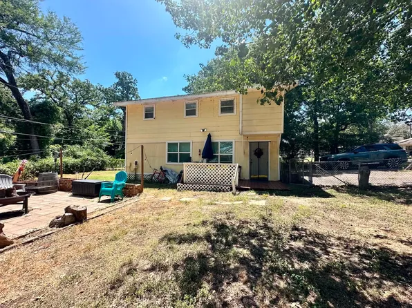 304 Ridgewood Dr, Tool, TX 75143