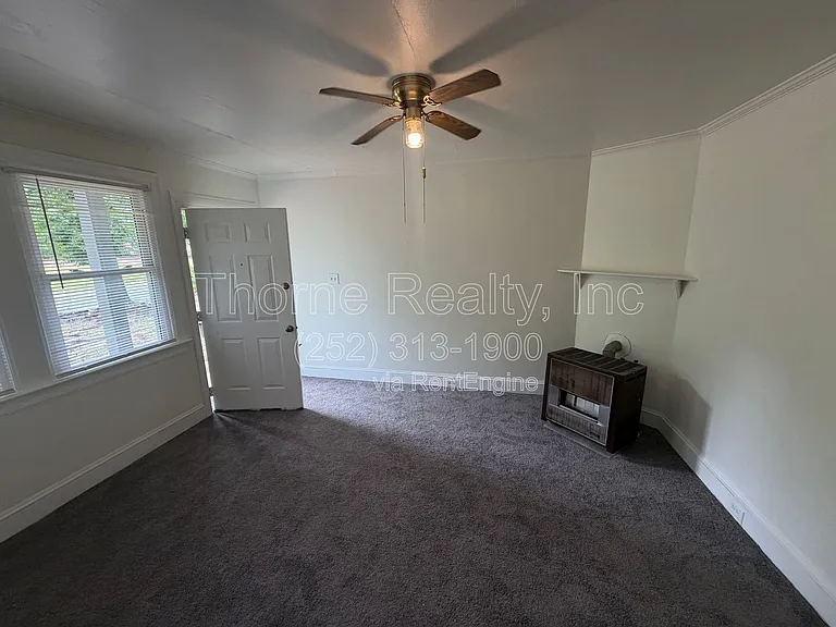 216 S Vyne St — Photo 11