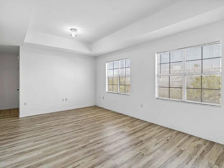 1125 Villagio Cir #207 — Photo 6