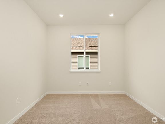 5th image of 23743 Marinwood Circle NE #02812