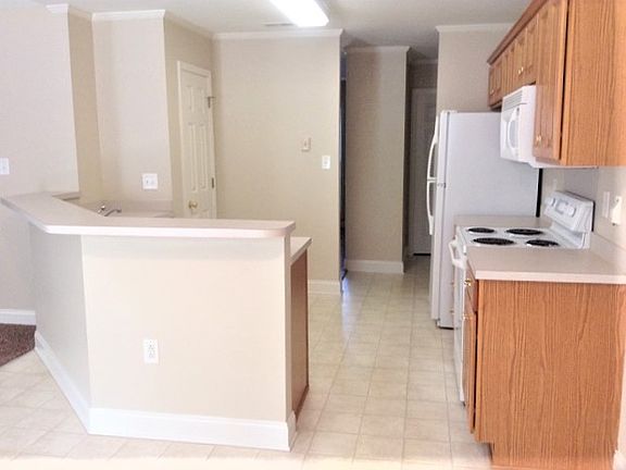 5th image of 4318 Chatterleigh Dr