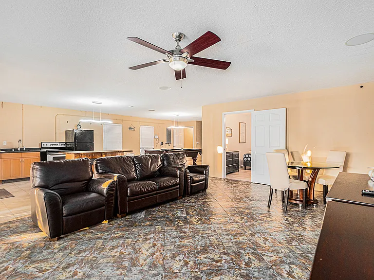 1316 Apollo Beach Blvd S — Photo 28