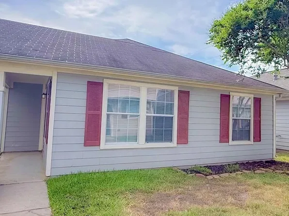 1023 Verde Trails Dr, Houston, TX 77073