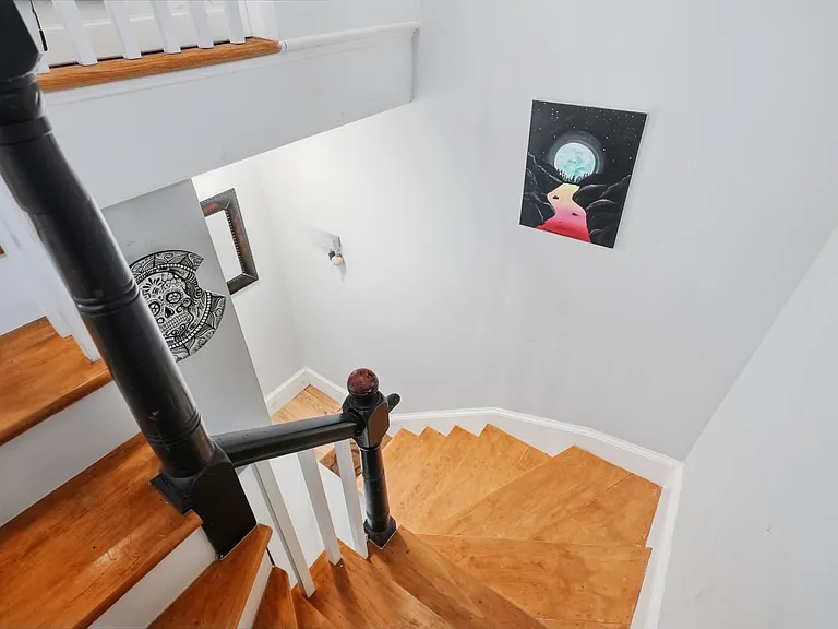 30 Rawson St #3 — Photo 16