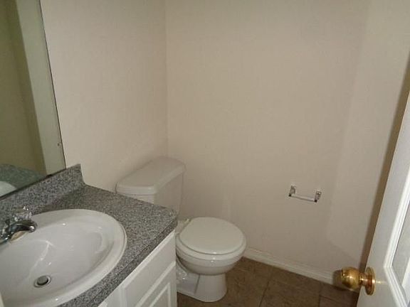 5th image of 21222 Peachvine Ln