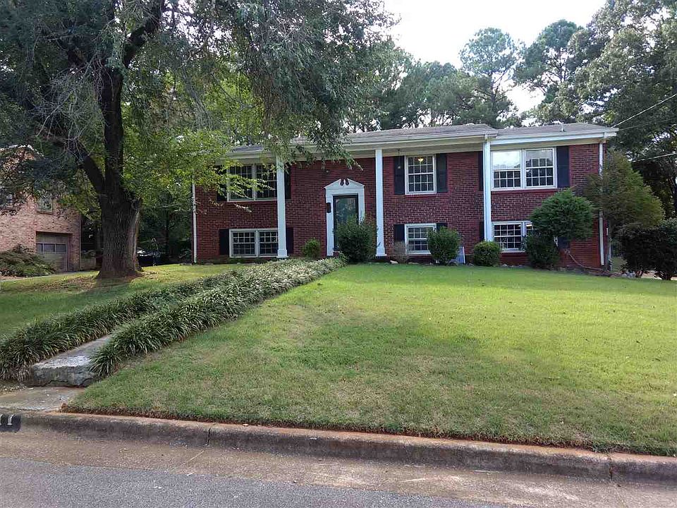 1st image of 311 Forrest Park Ct NW