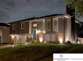 5015 S 165th St, Omaha, NE 68135