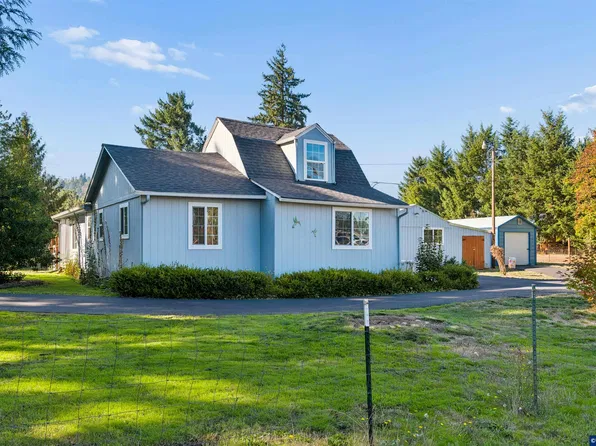 82600 Green Valley St, Creswell, OR 97426