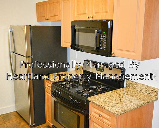 4th image of 240 W Lincoln Ave Unit 10