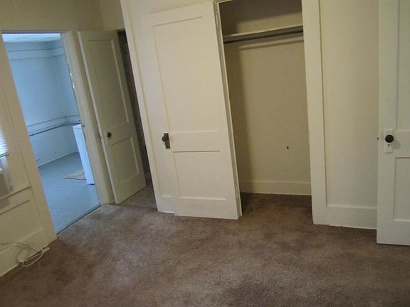5th image of 456 1/2 Wood St