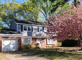 3305 Tudor Ct, Virginia Beach, VA 23452