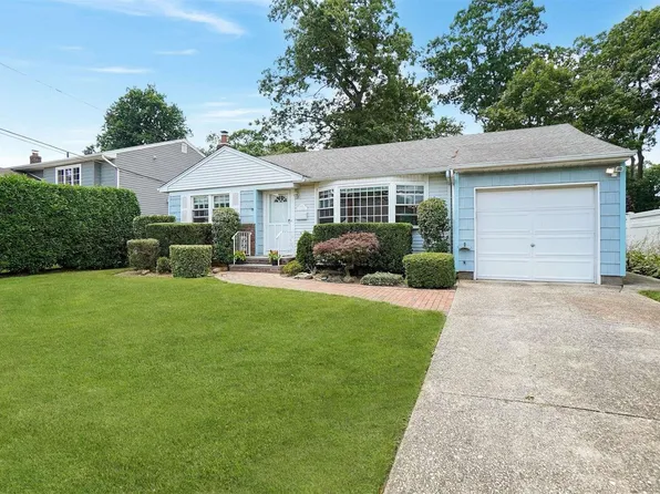 1842 Jane Street, Wantagh, NY 11793
