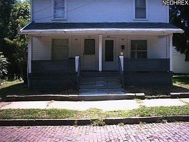 2nd image of 330 & 332 Gold St