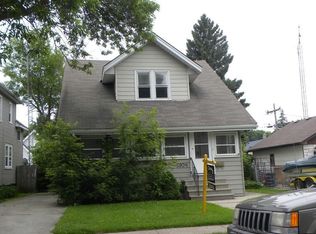 5904 32nd Ave, Kenosha, WI 53144