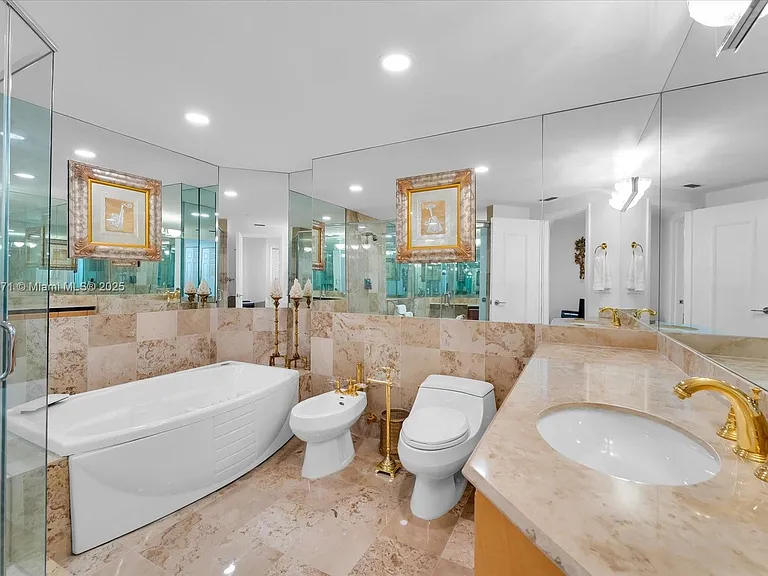 1455 Ocean Dr #909 — Photo 15