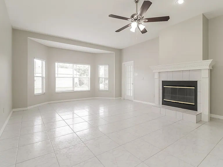 131 Harwood Cir — Photo 7