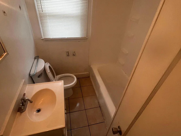 60 Lafayette Dr — Photo 10