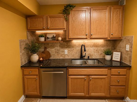 2nd image of 7914 Rockaway Beach Boulevard #5C