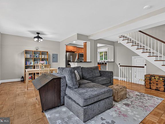 5th image of 1615 Preston Rd #944