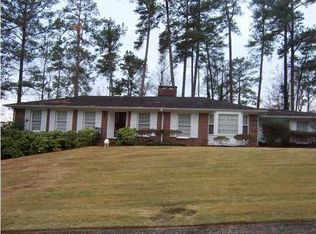 3141 Warrington Rd, Mountain Brook, AL 35223