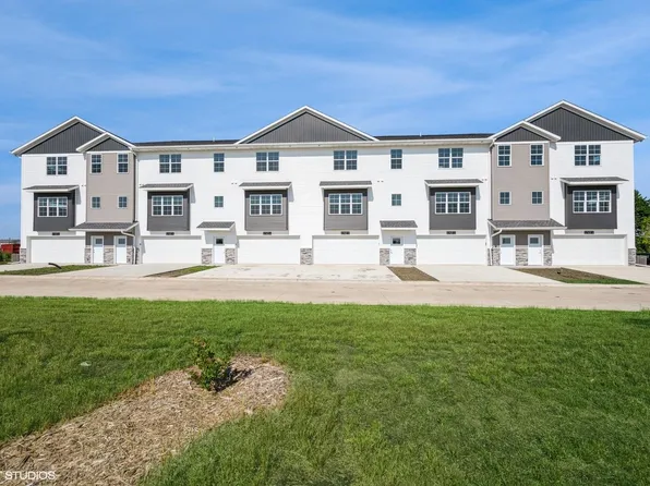 2813 Rookwood Ln Unit 5, Marion, IA 52302