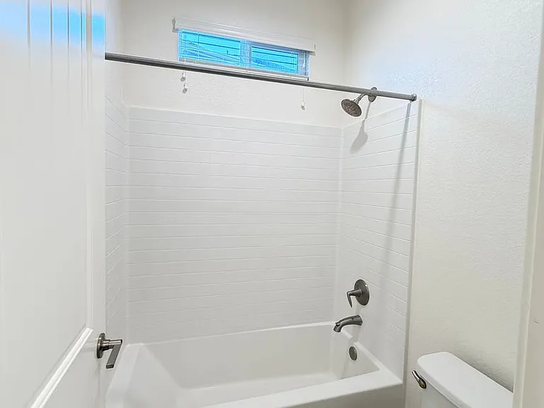1858 Morro Ct — Photo 13