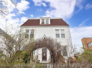 5304 Seabury St, Elmhurst, NY 11373