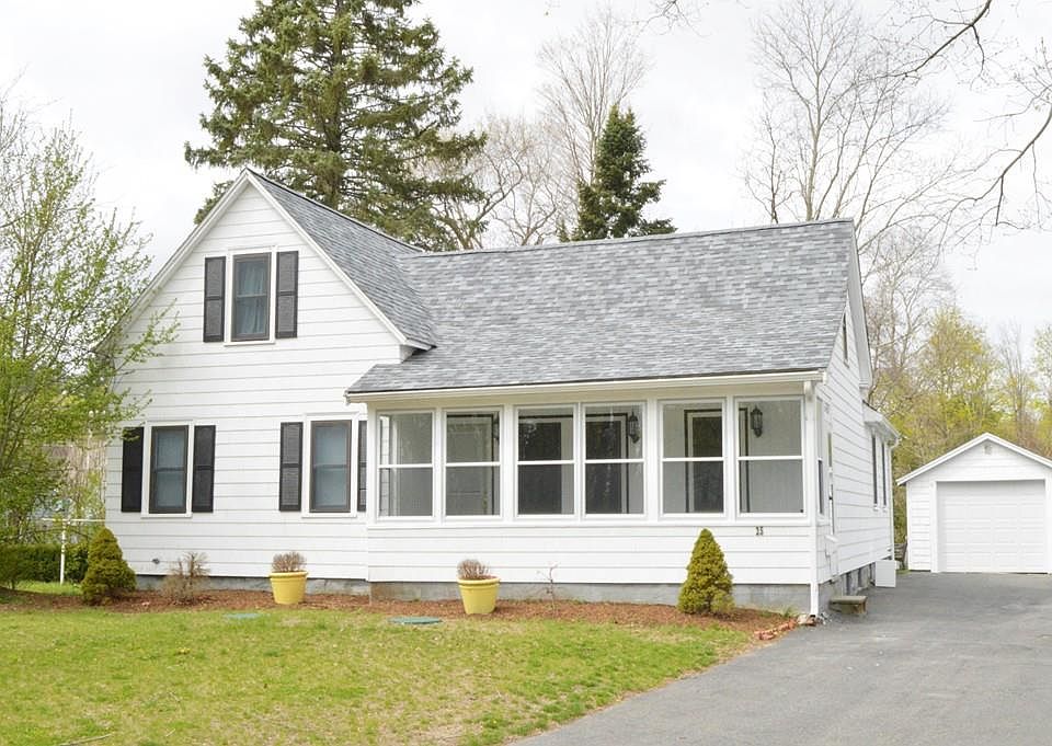 1st image of 25 Barrows St