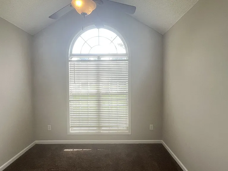 103 Reese Dr — Photo 24