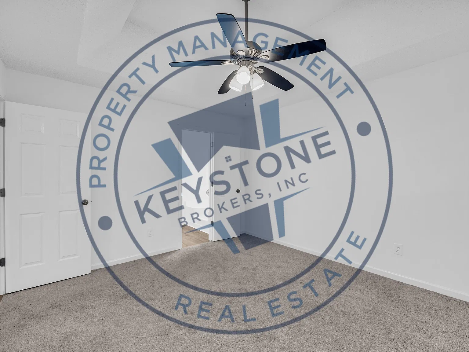 3 bed, 2.0 bath, 1192 sqft, $1,699 — Photo 4